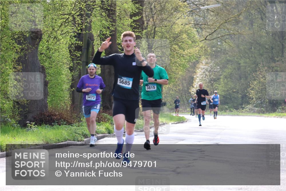 12.04.2026 - 45. Internationalen Wilhelmsburger Insellauf Yannick Fuchs http://msf.ph/oto/9479701 12.04.2026 10:18:08 Laufen 3473, 5685, 3815 meine-sportfotos.de