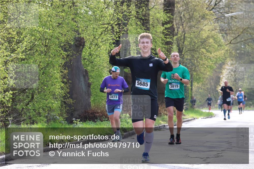 12.04.2026 - 45. Internationalen Wilhelmsburger Insellauf Yannick Fuchs http://msf.ph/oto/9479710 12.04.2026 10:18:09 Laufen 5685, 3815, 3473 meine-sportfotos.de