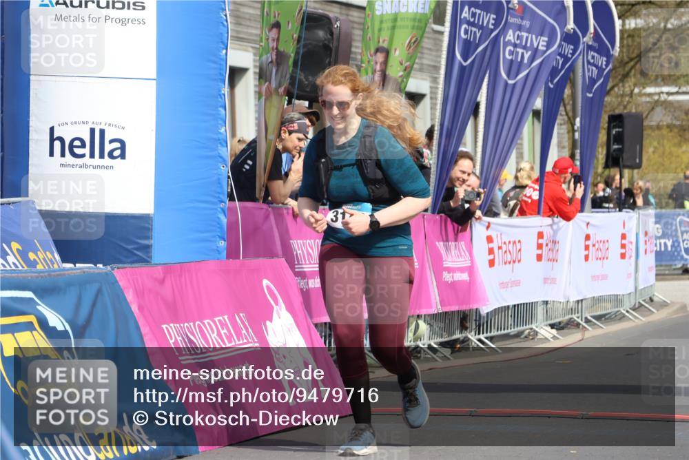 12.04.2026 - 45. Internationalen Wilhelmsburger Insellauf Strokosch-Dieckow http://msf.ph/oto/9479716 12.04.2026 11:47:54 Ziel 3148 meine-sportfotos.de