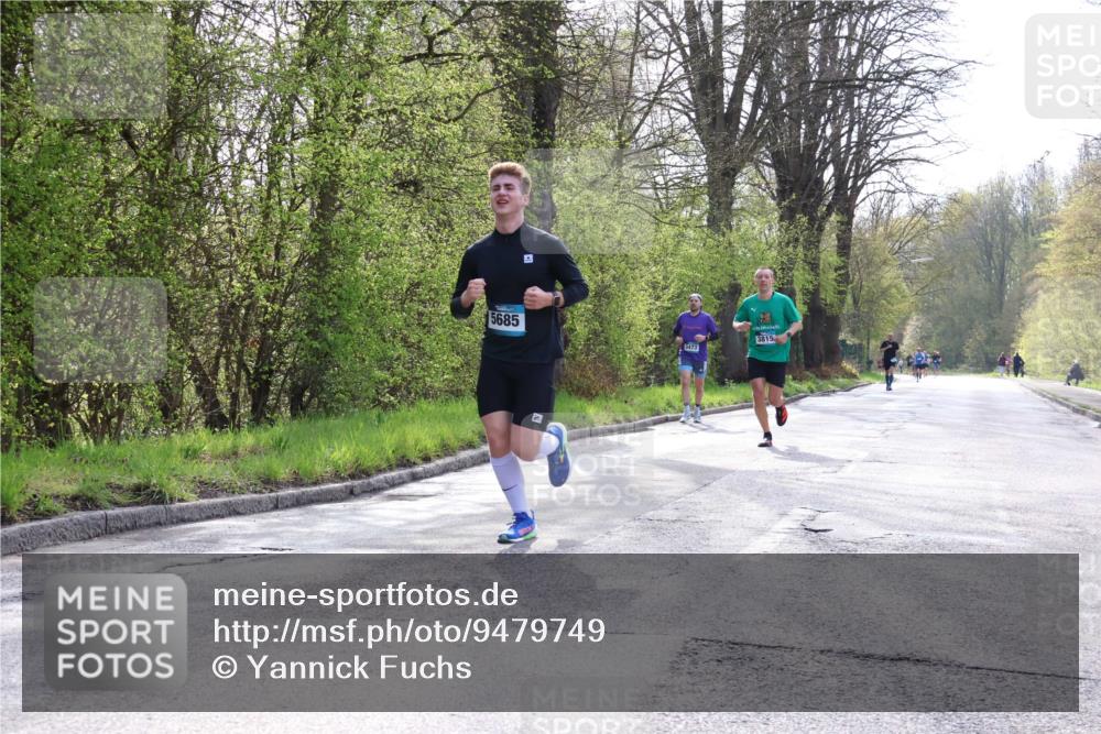 12.04.2026 - 45. Internationalen Wilhelmsburger Insellauf Yannick Fuchs http://msf.ph/oto/9479749 12.04.2026 10:18:12 Laufen 5685, 3815, 3473 meine-sportfotos.de