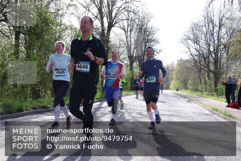 12.04.2026 - 45. Internationalen Wilhelmsburger Insellauf Yannick Fuchs http://msf.ph/oto/9479754 12.04.2026 10:30:22 Laufen  meine-sportfotos.de