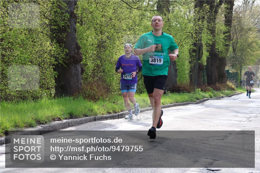 12.04.2026 - 45. Internationalen Wilhelmsburger Insellauf Yannick Fuchs http://msf.ph/oto/9479755 12.04.2026 10:18:13 Laufen 3815, 3473 meine-sportfotos.de