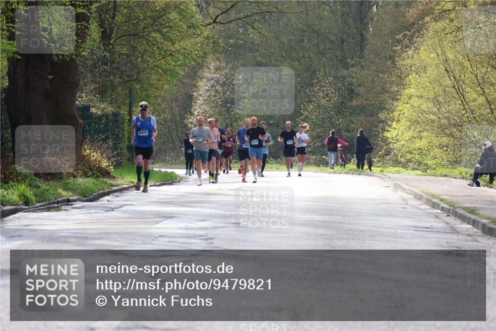 12.04.2026 - 45. Internationalen Wilhelmsburger Insellauf Yannick Fuchs http://msf.ph/oto/9479821 12.04.2026 10:18:20 Laufen 5473, 4651, 4154, 4068 meine-sportfotos.de
