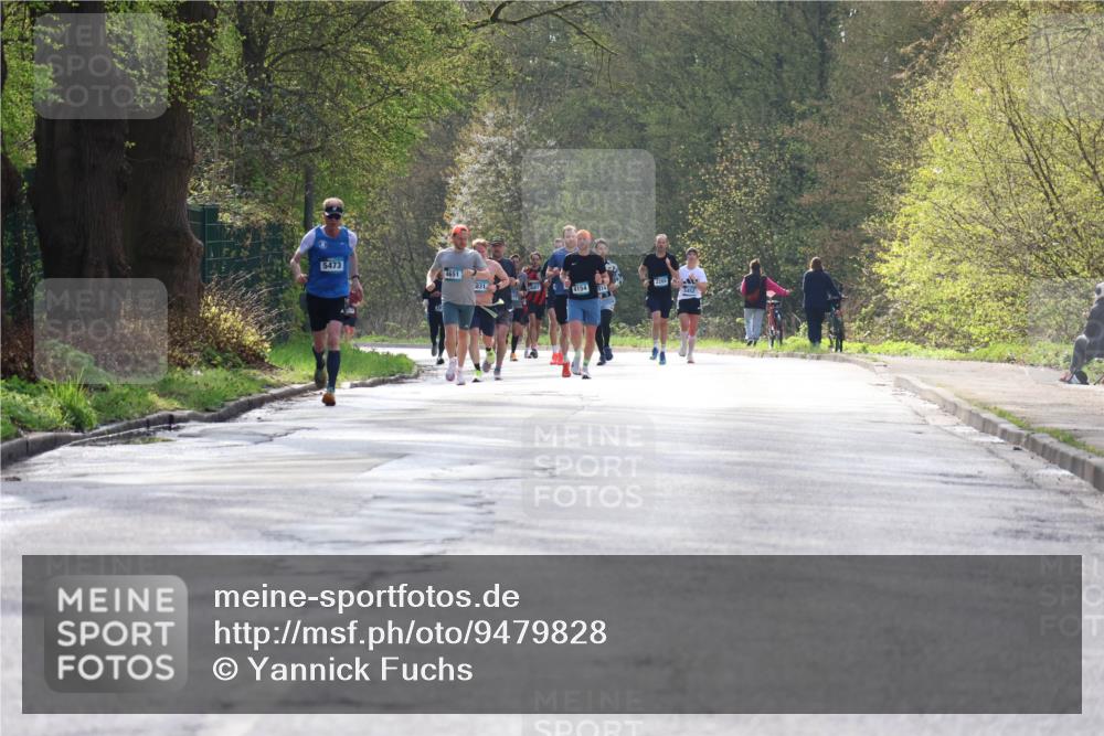 12.04.2026 - 45. Internationalen Wilhelmsburger Insellauf Yannick Fuchs http://msf.ph/oto/9479828 12.04.2026 10:18:21 Laufen 5473, 4651, 831, 4154 meine-sportfotos.de