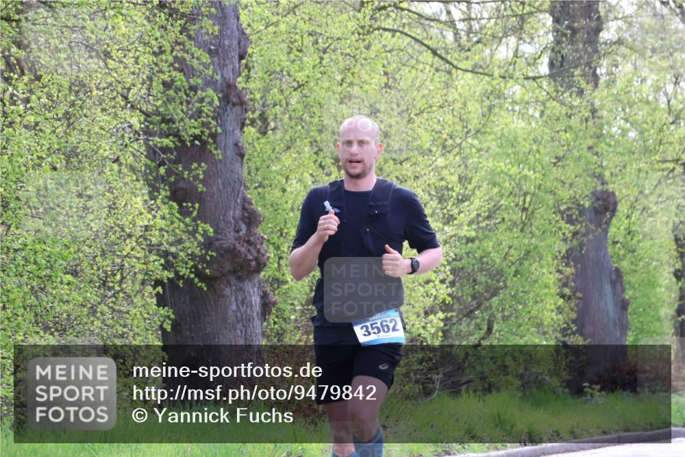12.04.2026 - 45. Internationalen Wilhelmsburger Insellauf Yannick Fuchs http://msf.ph/oto/9479842 12.04.2026 10:18:23 Laufen 3562 meine-sportfotos.de