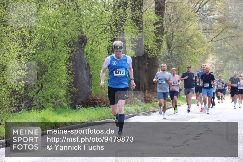 12.04.2026 - 45. Internationalen Wilhelmsburger Insellauf Yannick Fuchs http://msf.ph/oto/9479873 12.04.2026 10:18:32 Laufen 5473, 4651, 4831, 4154 meine-sportfotos.de