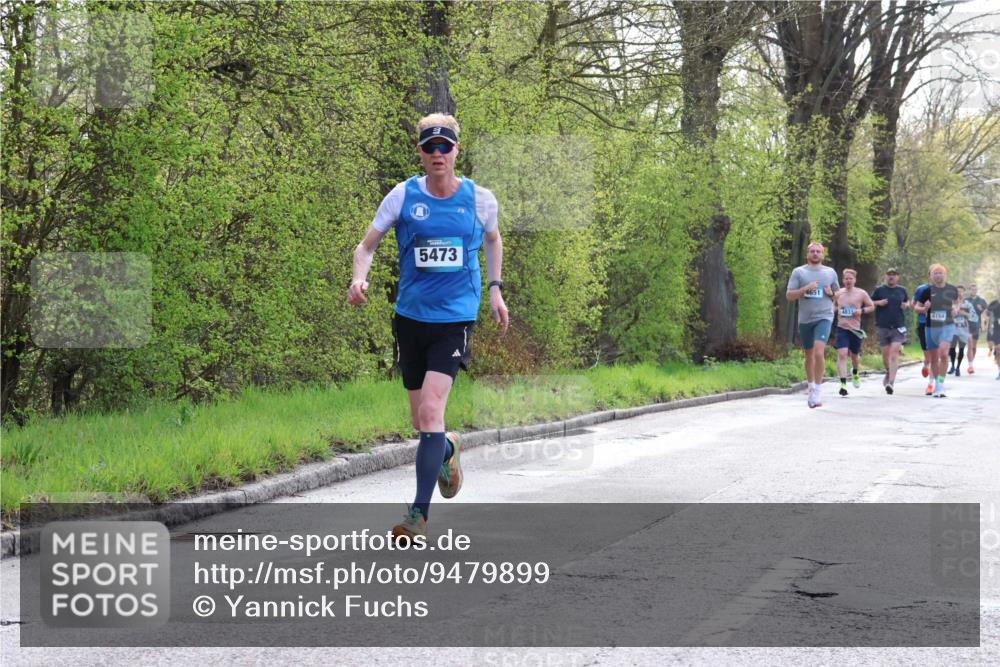 12.04.2026 - 45. Internationalen Wilhelmsburger Insellauf Yannick Fuchs http://msf.ph/oto/9479899 12.04.2026 10:18:36 Laufen 5473, 4651, 483, 4154 meine-sportfotos.de