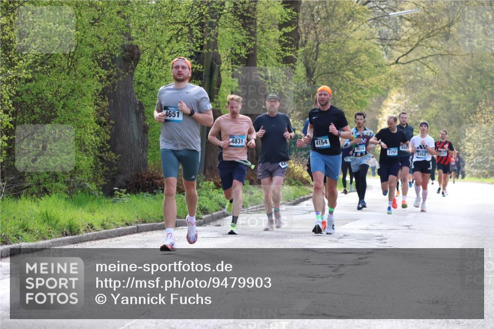 12.04.2026 - 45. Internationalen Wilhelmsburger Insellauf Yannick Fuchs http://msf.ph/oto/9479903 12.04.2026 10:18:37 Laufen 4651, 4831, 4154, 4194 meine-sportfotos.de