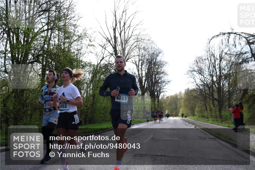12.04.2026 - 45. Internationalen Wilhelmsburger Insellauf Yannick Fuchs http://msf.ph/oto/9480043 12.04.2026 10:18:49 Laufen 331, 5452, 4883 meine-sportfotos.de