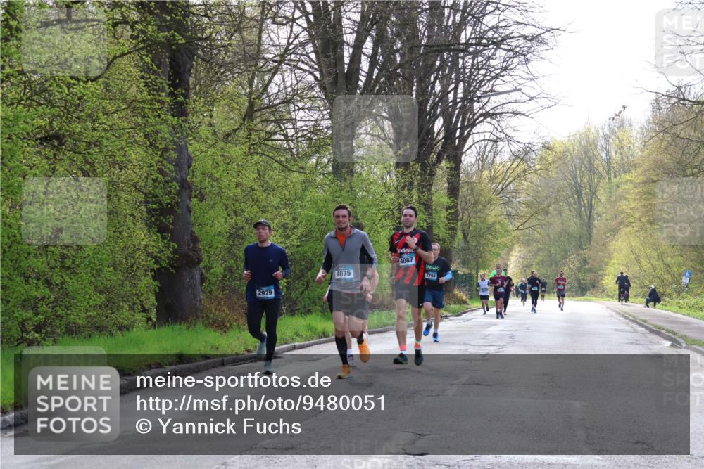 12.04.2026 - 45. Internationalen Wilhelmsburger Insellauf Yannick Fuchs http://msf.ph/oto/9480051 12.04.2026 10:18:52 Laufen 4075, 2979, 4087, 2793 meine-sportfotos.de