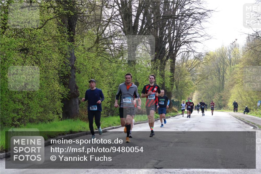 12.04.2026 - 45. Internationalen Wilhelmsburger Insellauf Yannick Fuchs http://msf.ph/oto/9480054 12.04.2026 10:18:53 Laufen 4075, 2979, 4087, 2793 meine-sportfotos.de
