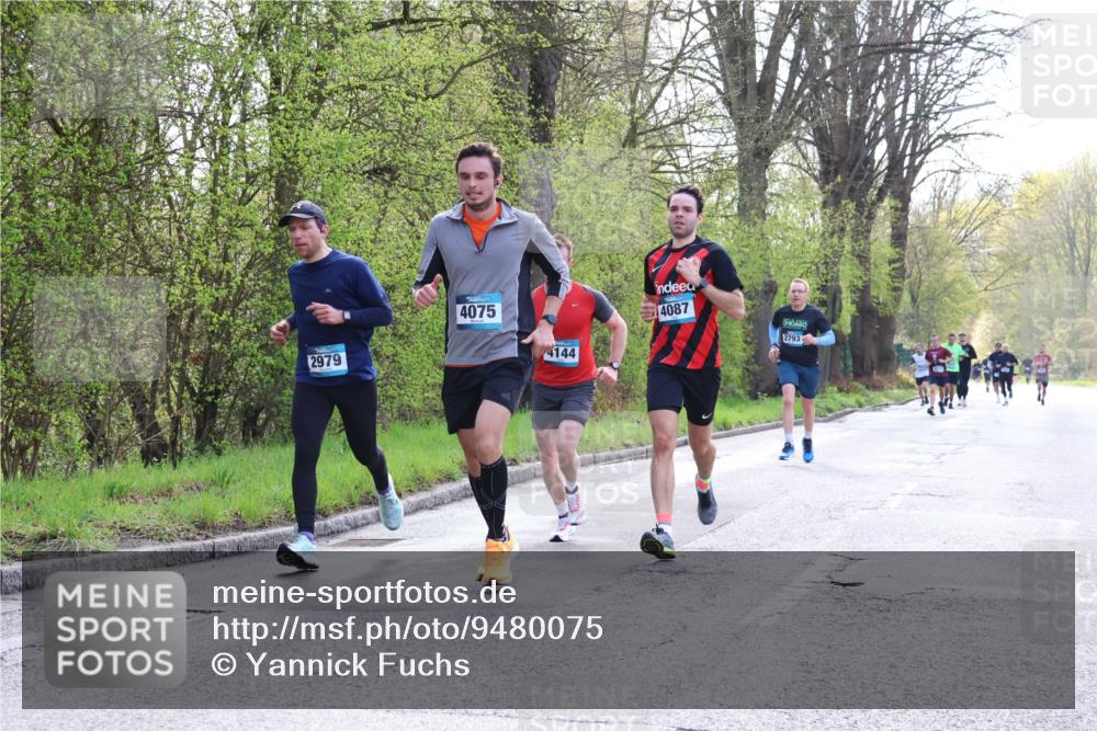 12.04.2026 - 45. Internationalen Wilhelmsburger Insellauf Yannick Fuchs http://msf.ph/oto/9480075 12.04.2026 10:18:54 Laufen 2979, 4075, 4144, 4087, 2793 meine-sportfotos.de