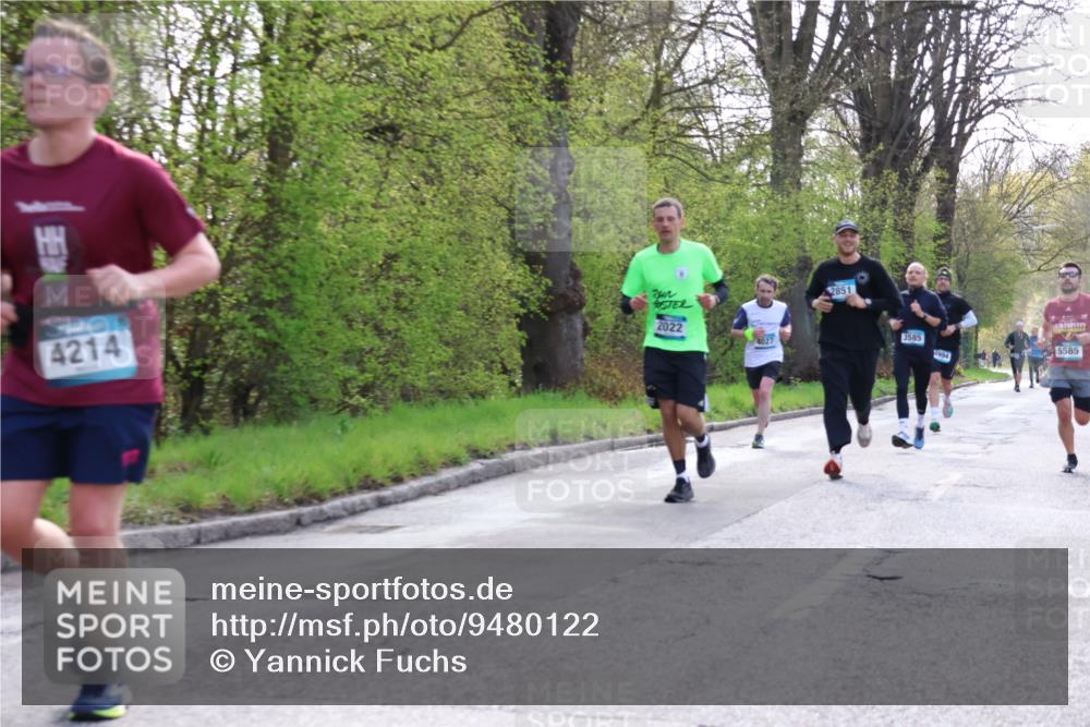 12.04.2026 - 45. Internationalen Wilhelmsburger Insellauf Yannick Fuchs http://msf.ph/oto/9480122 12.04.2026 10:19:04 Laufen 4214, 242, 2022, 2851, 3585, 5585 meine-sportfotos.de