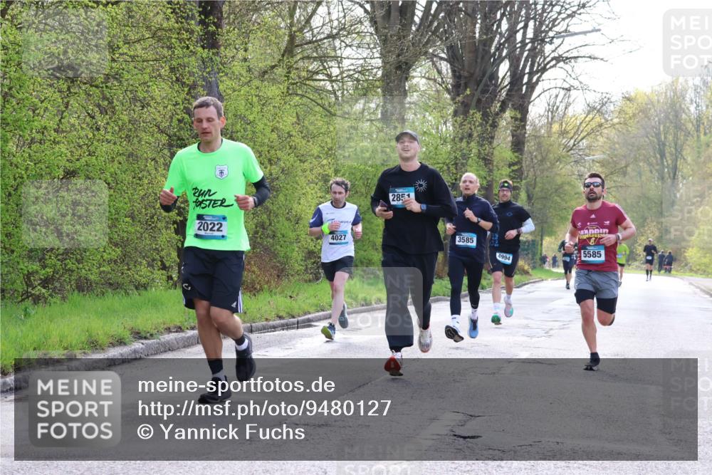 12.04.2026 - 45. Internationalen Wilhelmsburger Insellauf Yannick Fuchs http://msf.ph/oto/9480127 12.04.2026 10:19:05 Laufen 2022, 4027, 2851, 3585, 5585, 4994 meine-sportfotos.de