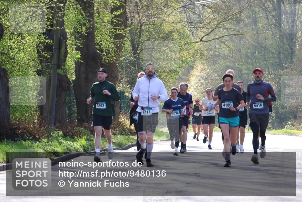 12.04.2026 - 45. Internationalen Wilhelmsburger Insellauf Yannick Fuchs http://msf.ph/oto/9480136 12.04.2026 10:30:42 Laufen  meine-sportfotos.de