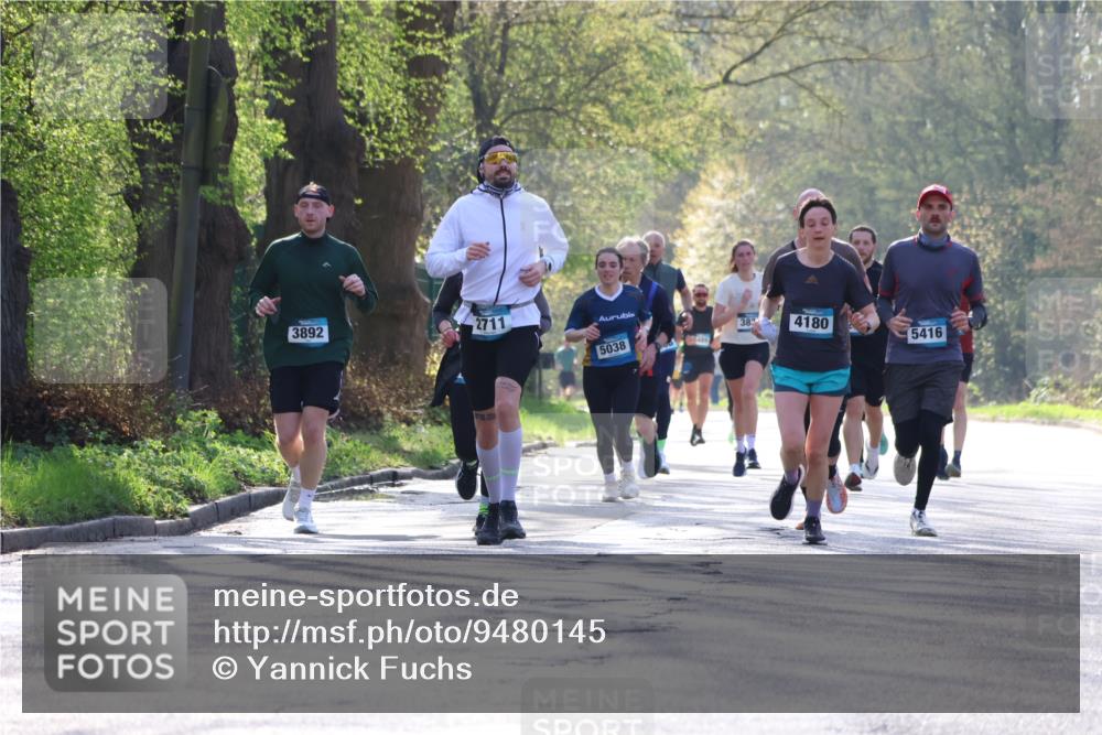 12.04.2026 - 45. Internationalen Wilhelmsburger Insellauf Yannick Fuchs http://msf.ph/oto/9480145 12.04.2026 10:30:42 Laufen  meine-sportfotos.de