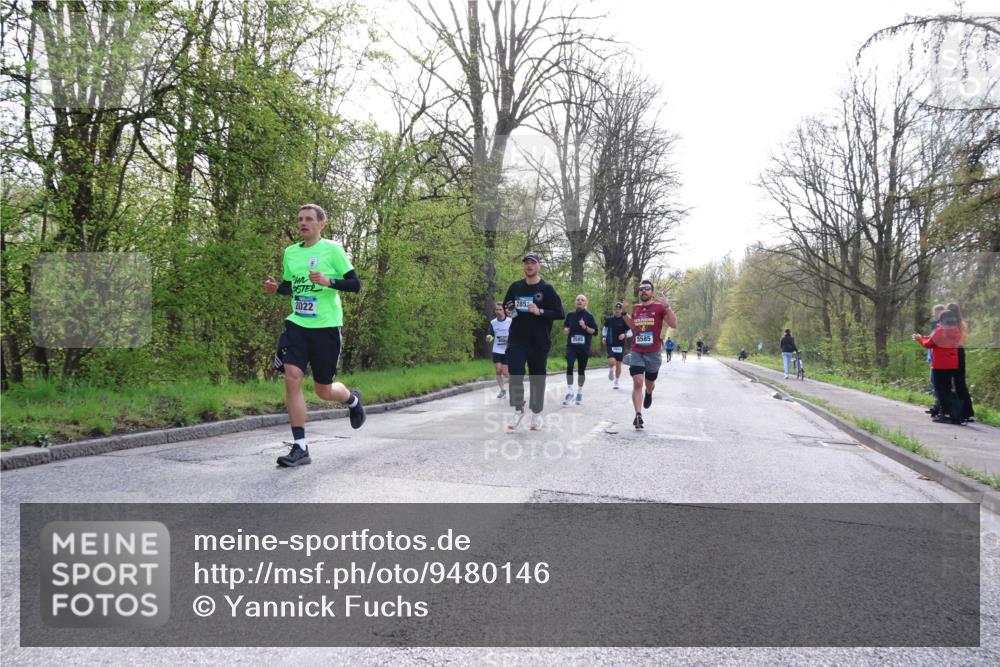 12.04.2026 - 45. Internationalen Wilhelmsburger Insellauf Yannick Fuchs http://msf.ph/oto/9480146 12.04.2026 10:19:06 Laufen 285, 2022, 3585, 5585 meine-sportfotos.de