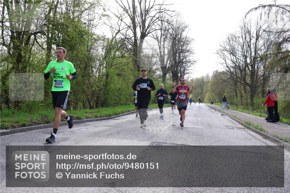 12.04.2026 - 45. Internationalen Wilhelmsburger Insellauf Yannick Fuchs http://msf.ph/oto/9480151 12.04.2026 10:19:07 Laufen 2022, 2851, 5585, 3585 meine-sportfotos.de