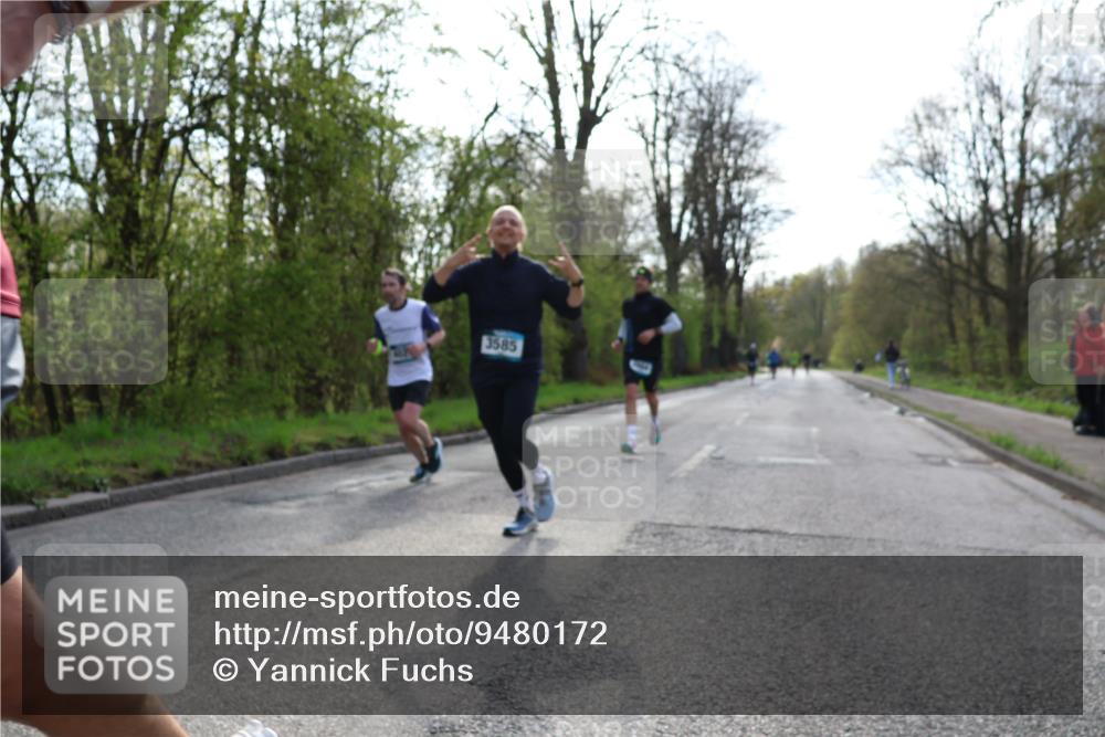 12.04.2026 - 45. Internationalen Wilhelmsburger Insellauf Yannick Fuchs http://msf.ph/oto/9480172 12.04.2026 10:19:08 Laufen 3585 meine-sportfotos.de
