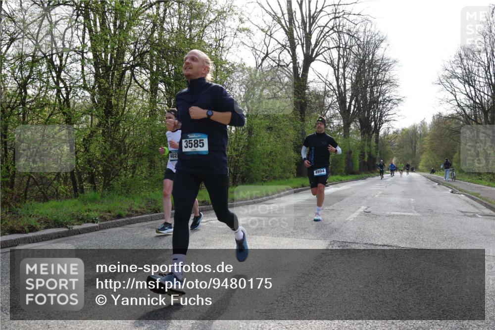 12.04.2026 - 45. Internationalen Wilhelmsburger Insellauf Yannick Fuchs http://msf.ph/oto/9480175 12.04.2026 10:19:09 Laufen 402, 3585, 4994 meine-sportfotos.de