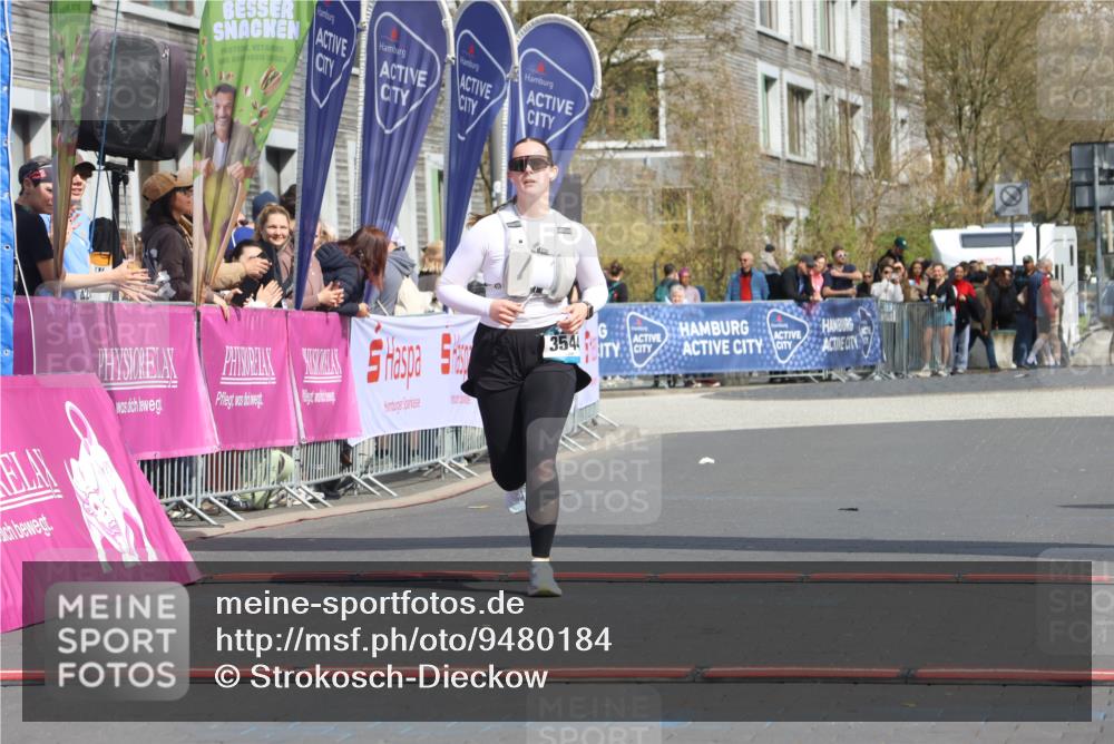 12.04.2026 - 45. Internationalen Wilhelmsburger Insellauf Strokosch-Dieckow http://msf.ph/oto/9480184 12.04.2026 11:52:26 Ziel 3544 meine-sportfotos.de