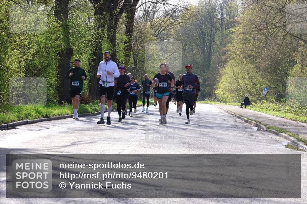 12.04.2026 - 45. Internationalen Wilhelmsburger Insellauf Yannick Fuchs http://msf.ph/oto/9480201 12.04.2026 10:30:45 Laufen  meine-sportfotos.de