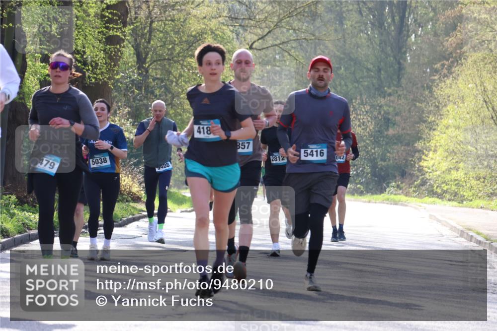12.04.2026 - 45. Internationalen Wilhelmsburger Insellauf Yannick Fuchs http://msf.ph/oto/9480210 12.04.2026 10:30:46 Laufen  meine-sportfotos.de