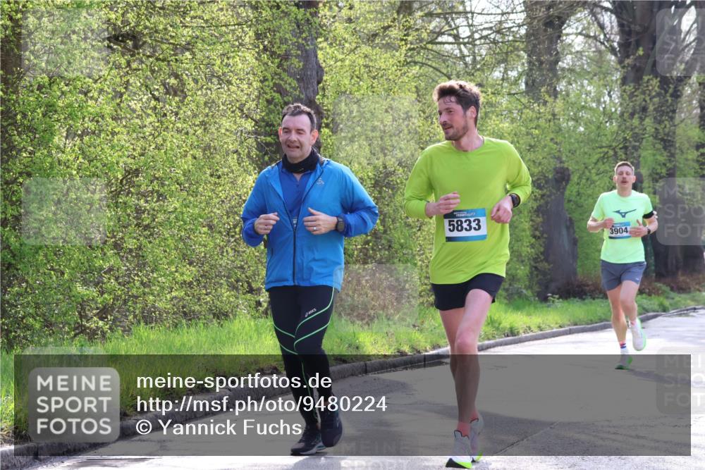 12.04.2026 - 45. Internationalen Wilhelmsburger Insellauf Yannick Fuchs http://msf.ph/oto/9480224 12.04.2026 10:19:20 Laufen 5833, 3904 meine-sportfotos.de
