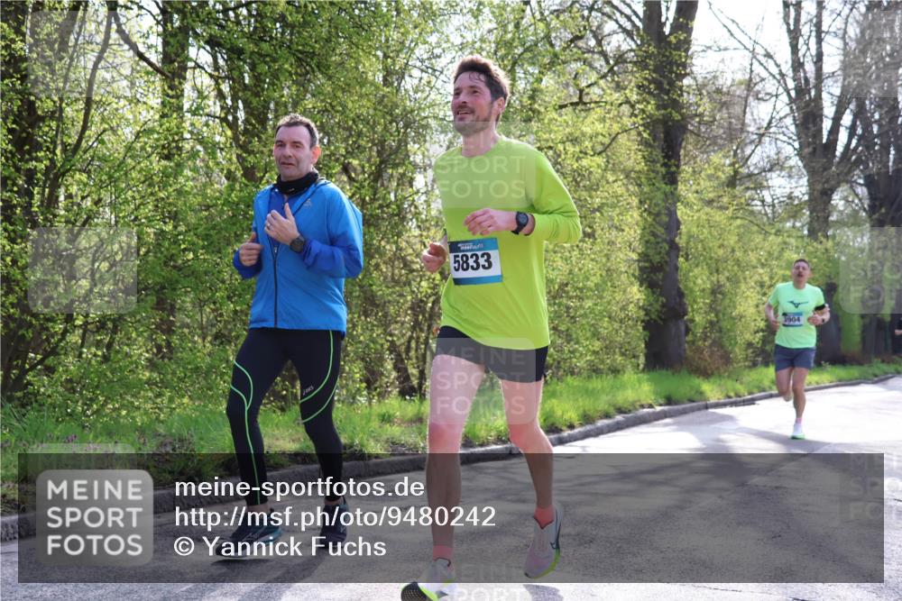 12.04.2026 - 45. Internationalen Wilhelmsburger Insellauf Yannick Fuchs http://msf.ph/oto/9480242 12.04.2026 10:19:22 Laufen 5833, 3904 meine-sportfotos.de