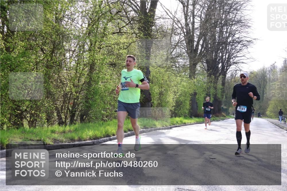 12.04.2026 - 45. Internationalen Wilhelmsburger Insellauf Yannick Fuchs http://msf.ph/oto/9480260 12.04.2026 10:19:23 Laufen 1904, 4995, 3141 meine-sportfotos.de