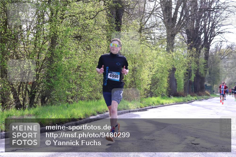 12.04.2026 - 45. Internationalen Wilhelmsburger Insellauf Yannick Fuchs http://msf.ph/oto/9480299 12.04.2026 10:19:27 Laufen 4995 meine-sportfotos.de