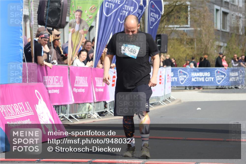 12.04.2026 - 45. Internationalen Wilhelmsburger Insellauf Strokosch-Dieckow http://msf.ph/oto/9480324 12.04.2026 11:53:33 Ziel 3346 meine-sportfotos.de