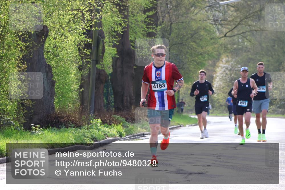 12.04.2026 - 45. Internationalen Wilhelmsburger Insellauf Yannick Fuchs http://msf.ph/oto/9480328 12.04.2026 10:19:31 Laufen 4163, 3778, 4979, 4975 meine-sportfotos.de