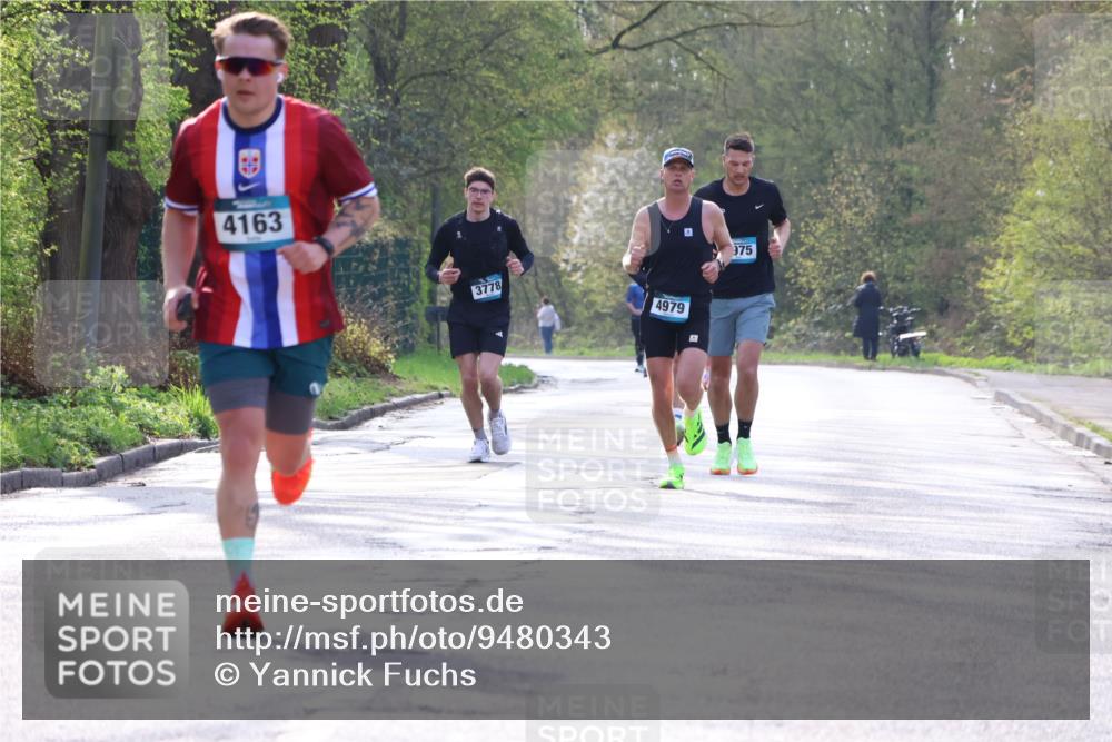 12.04.2026 - 45. Internationalen Wilhelmsburger Insellauf Yannick Fuchs http://msf.ph/oto/9480343 12.04.2026 10:19:32 Laufen 4163, 3778, 4979, 375 meine-sportfotos.de