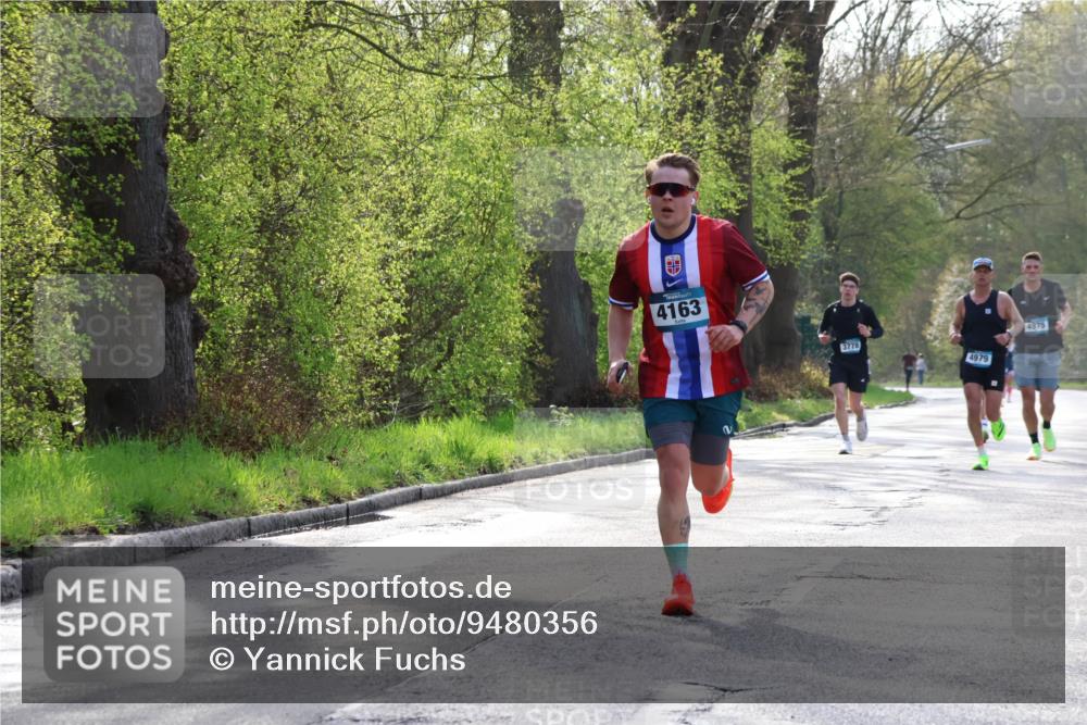 12.04.2026 - 45. Internationalen Wilhelmsburger Insellauf Yannick Fuchs http://msf.ph/oto/9480356 12.04.2026 10:19:34 Laufen 4163, 3778, 4979, 4975 meine-sportfotos.de