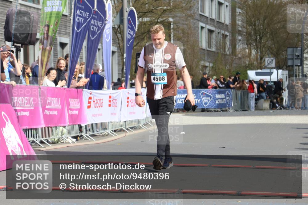12.04.2026 - 45. Internationalen Wilhelmsburger Insellauf Strokosch-Dieckow http://msf.ph/oto/9480396 12.04.2026 11:54:01 Ziel 4508 meine-sportfotos.de