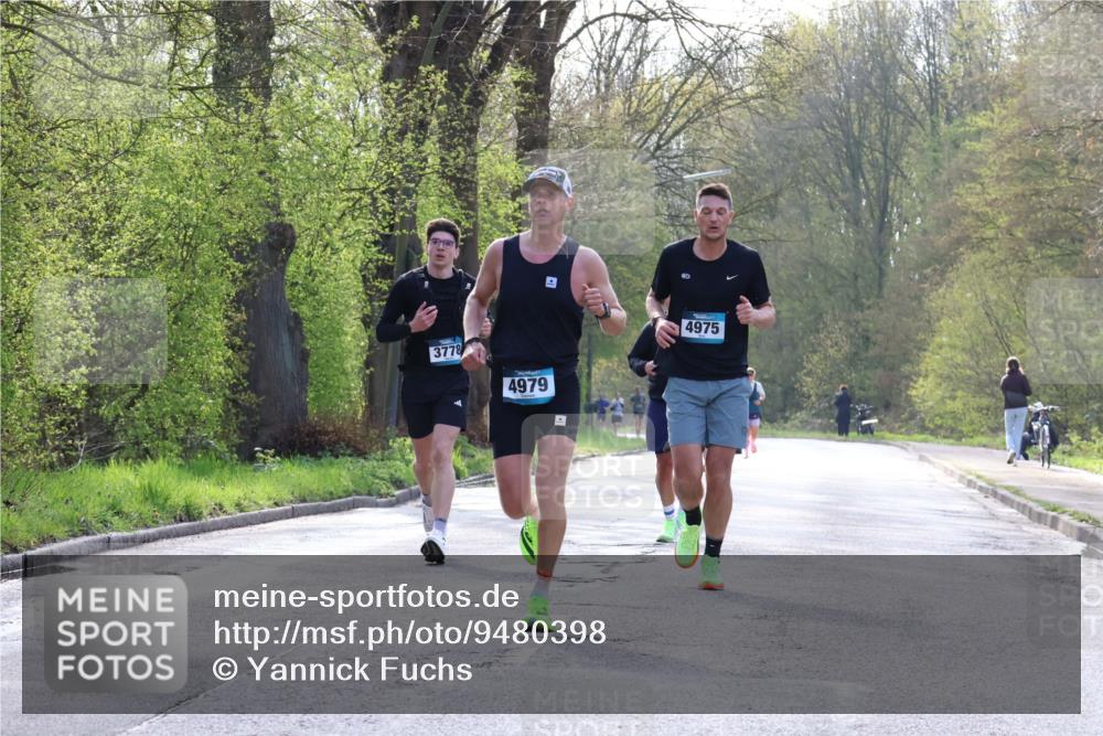 12.04.2026 - 45. Internationalen Wilhelmsburger Insellauf Yannick Fuchs http://msf.ph/oto/9480398 12.04.2026 10:19:38 Laufen 3778, 4979, 4975 meine-sportfotos.de