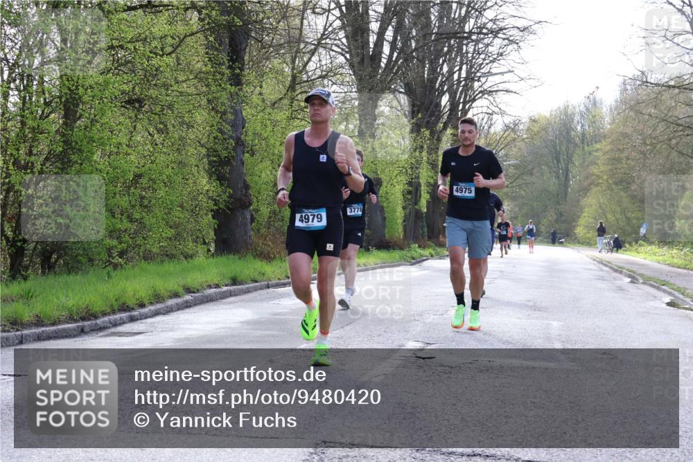 12.04.2026 - 45. Internationalen Wilhelmsburger Insellauf Yannick Fuchs http://msf.ph/oto/9480420 12.04.2026 10:19:40 Laufen 4979, 3778, 4975 meine-sportfotos.de