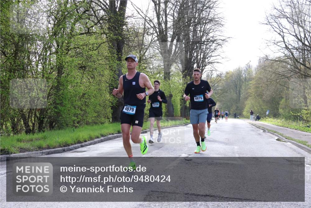 12.04.2026 - 45. Internationalen Wilhelmsburger Insellauf Yannick Fuchs http://msf.ph/oto/9480424 12.04.2026 10:19:41 Laufen 4979, 3778, 4975 meine-sportfotos.de