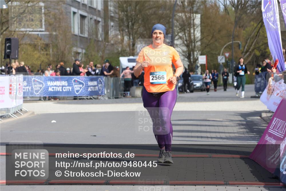 12.04.2026 - 45. Internationalen Wilhelmsburger Insellauf Strokosch-Dieckow http://msf.ph/oto/9480445 12.04.2026 11:54:08 Ziel 2566 meine-sportfotos.de