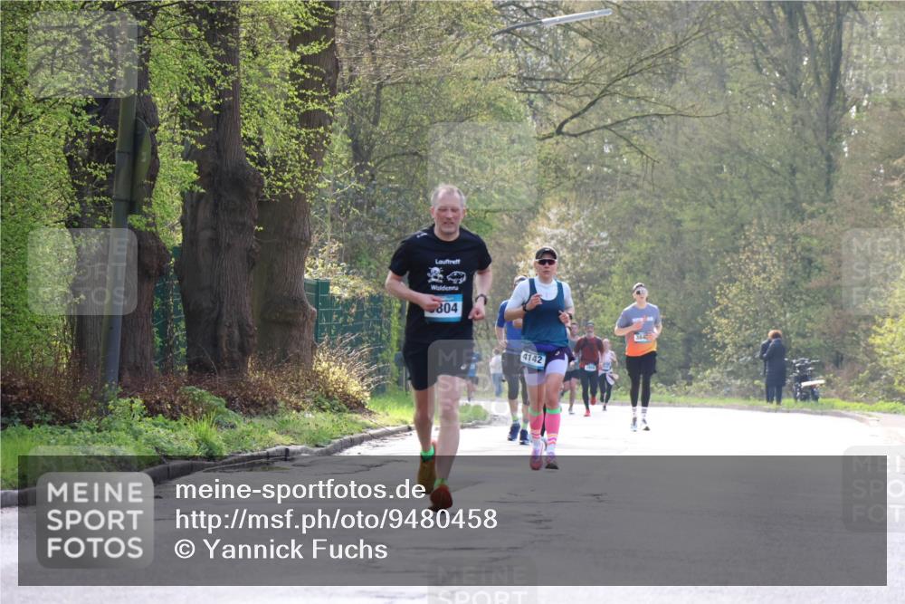 12.04.2026 - 45. Internationalen Wilhelmsburger Insellauf Yannick Fuchs http://msf.ph/oto/9480458 12.04.2026 10:19:46 Laufen 804, 4142 meine-sportfotos.de