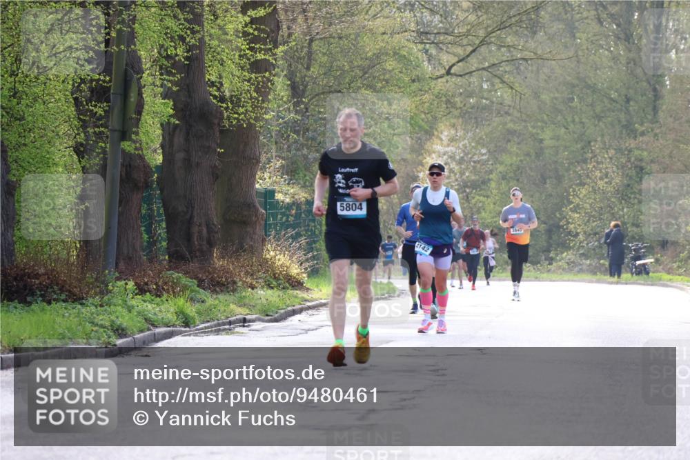 12.04.2026 - 45. Internationalen Wilhelmsburger Insellauf Yannick Fuchs http://msf.ph/oto/9480461 12.04.2026 10:19:46 Laufen 5804, 4142, 3845 meine-sportfotos.de