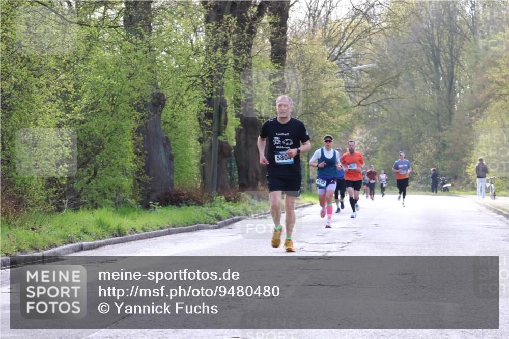 12.04.2026 - 45. Internationalen Wilhelmsburger Insellauf Yannick Fuchs http://msf.ph/oto/9480480 12.04.2026 10:19:49 Laufen 5804, 4142, 2627 meine-sportfotos.de