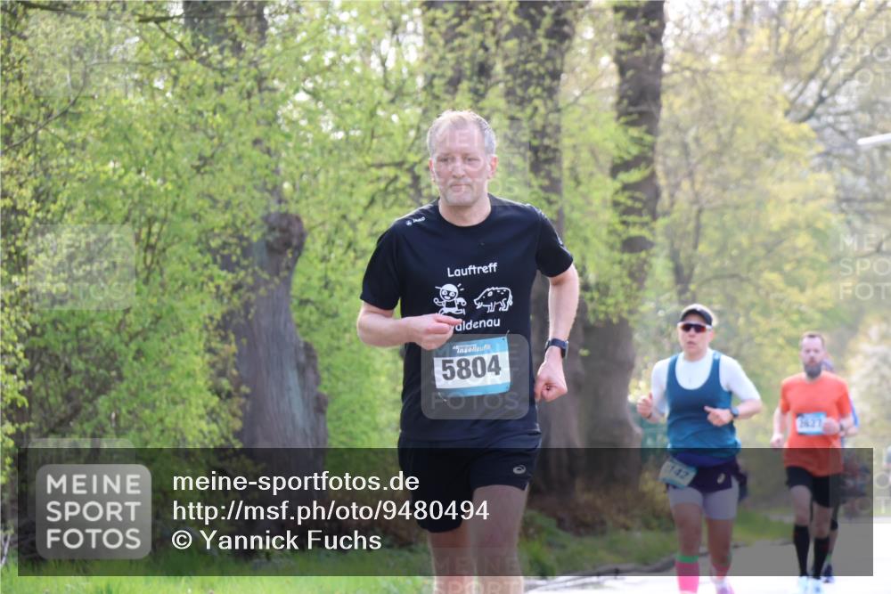 12.04.2026 - 45. Internationalen Wilhelmsburger Insellauf Yannick Fuchs http://msf.ph/oto/9480494 12.04.2026 10:19:51 Laufen 5804, 142 meine-sportfotos.de