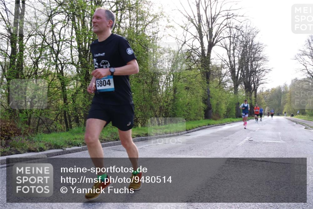 12.04.2026 - 45. Internationalen Wilhelmsburger Insellauf Yannick Fuchs http://msf.ph/oto/9480514 12.04.2026 10:19:55 Laufen 5804 meine-sportfotos.de