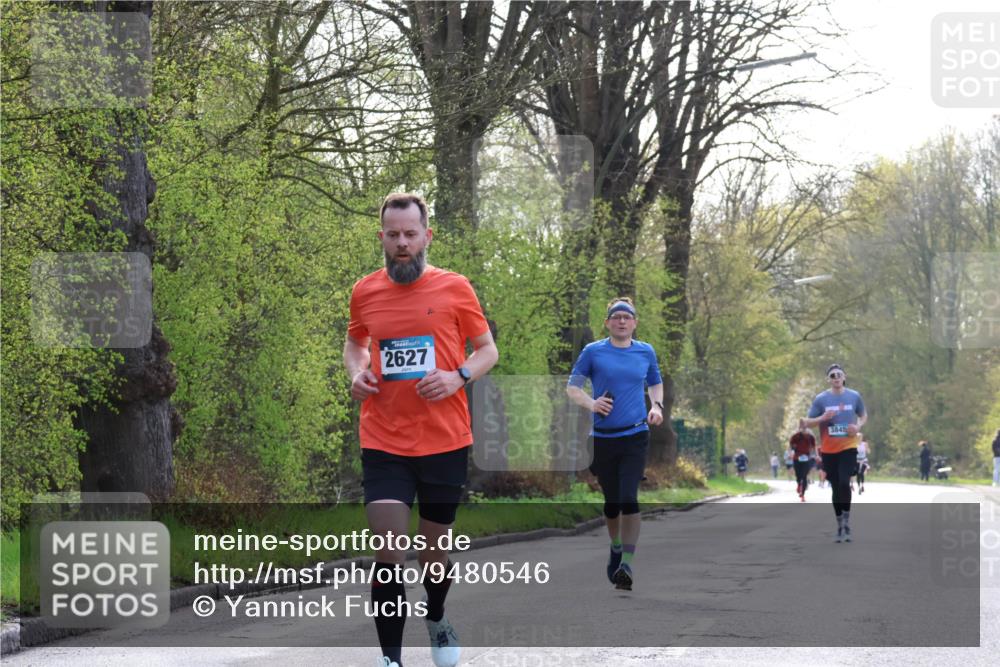 12.04.2026 - 45. Internationalen Wilhelmsburger Insellauf Yannick Fuchs http://msf.ph/oto/9480546 12.04.2026 10:19:59 Laufen 2627, 3845 meine-sportfotos.de