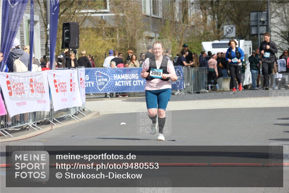 12.04.2026 - 45. Internationalen Wilhelmsburger Insellauf Strokosch-Dieckow http://msf.ph/oto/9480553 12.04.2026 11:54:31 Ziel 2093 meine-sportfotos.de