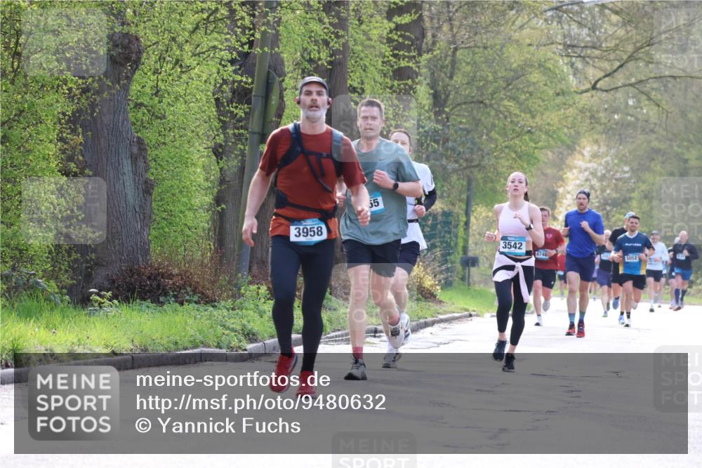 12.04.2026 - 45. Internationalen Wilhelmsburger Insellauf Yannick Fuchs http://msf.ph/oto/9480632 12.04.2026 10:20:11 Laufen 3958, 55, 3542, 474, 5052 meine-sportfotos.de
