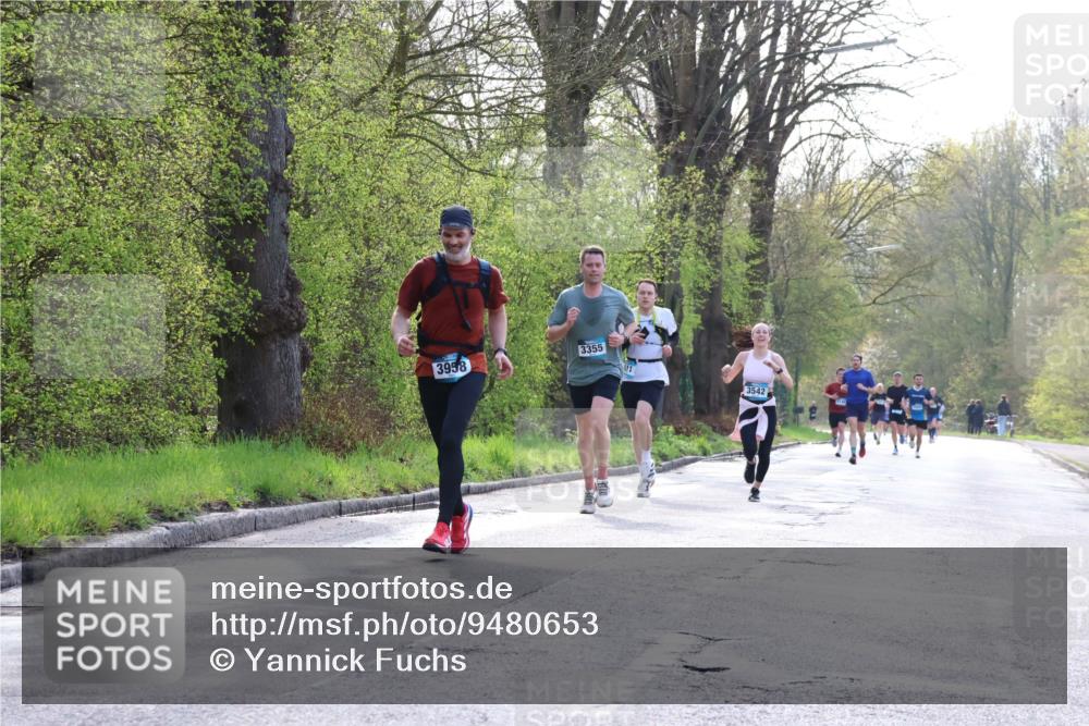 12.04.2026 - 45. Internationalen Wilhelmsburger Insellauf Yannick Fuchs http://msf.ph/oto/9480653 12.04.2026 10:20:15 Laufen 3355, 3958, 17, 3542 meine-sportfotos.de