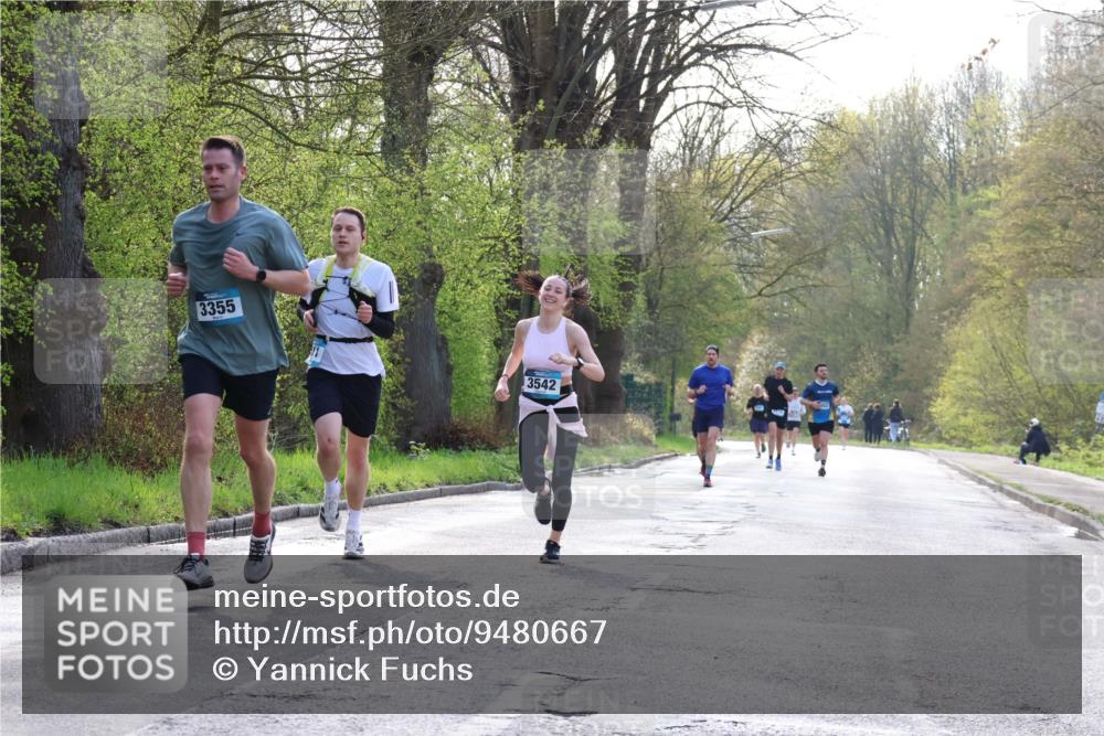 12.04.2026 - 45. Internationalen Wilhelmsburger Insellauf Yannick Fuchs http://msf.ph/oto/9480667 12.04.2026 10:20:16 Laufen 3355, 3542 meine-sportfotos.de